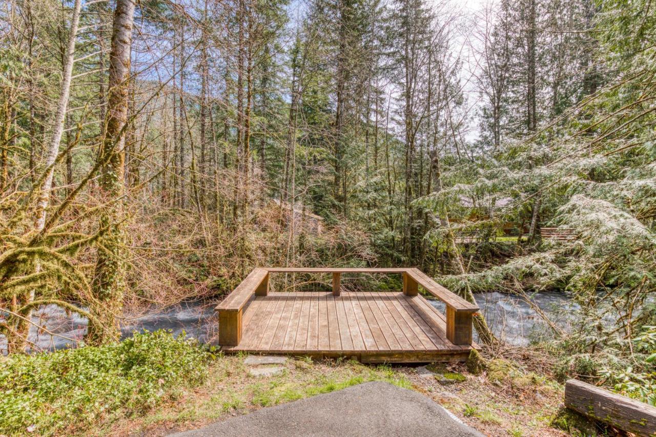 Barlow Creekside Lodge Welches Exterior photo